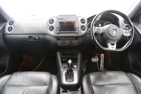Volkswagen Tiguan R LINE EDITION TDI BMT 4MOTION DSG 9