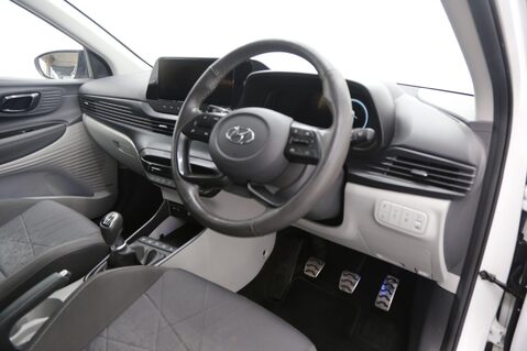 Hyundai BAYON T-GDI ULTIMATE 23