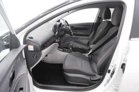 Hyundai BAYON T-GDI ULTIMATE 25