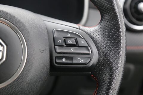 MG ZS EXCLUSIVE T-GDI 12
