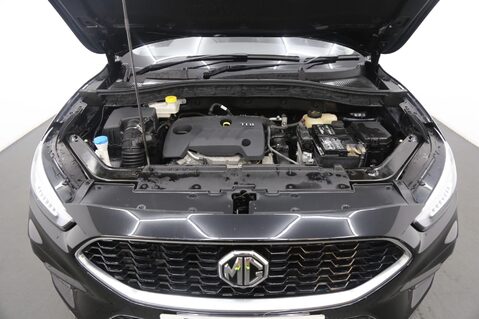 MG ZS EXCLUSIVE T-GDI 27