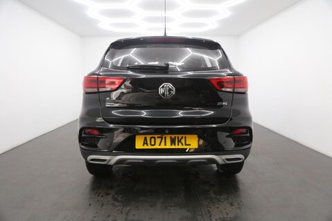 MG ZS EXCLUSIVE T-GDI 6