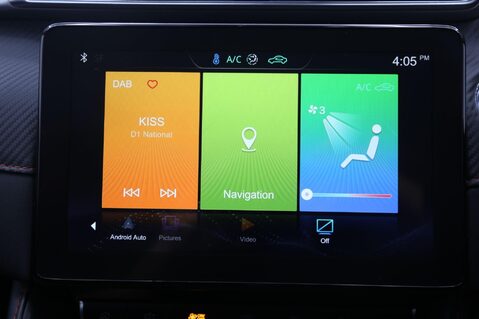 MG ZS EXCLUSIVE T-GDI 17