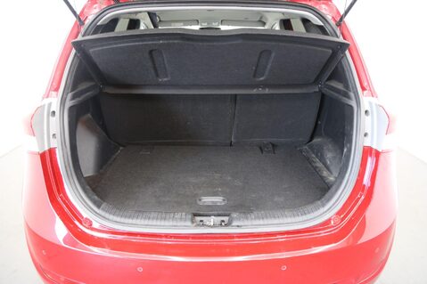 Hyundai ix20 MPI SE NAV 28