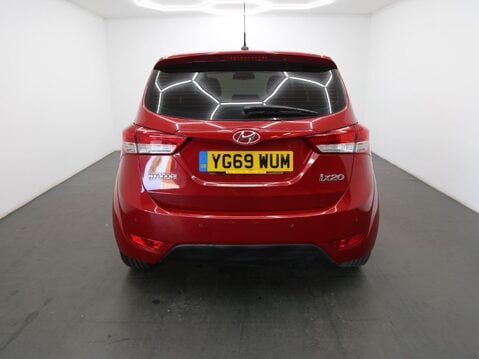 Hyundai ix20 MPI SE NAV 6