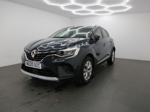 Renault Captur ICONIC TCE 3