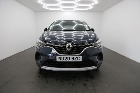 Renault Captur ICONIC TCE 2