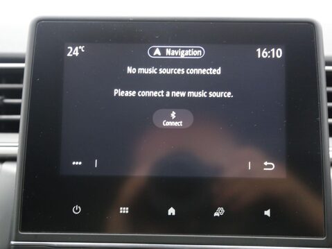 Renault Captur ICONIC TCE 17