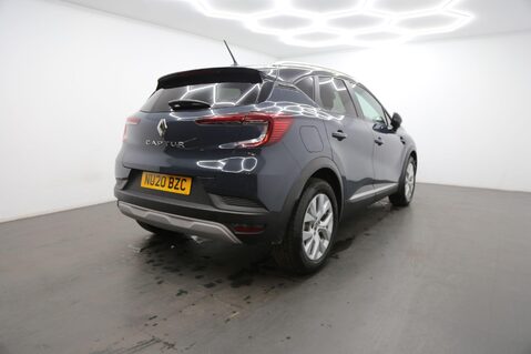 Renault Captur ICONIC TCE 5