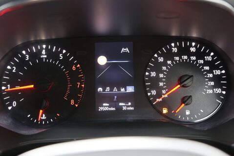 Renault Captur ICONIC TCE 14