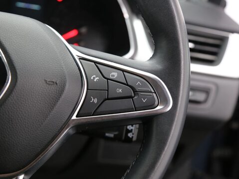 Renault Captur ICONIC TCE 12