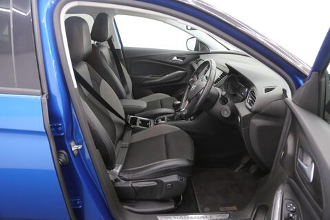 Vauxhall Grandland X SRI NAV 21