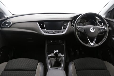 Vauxhall Grandland X SRI NAV 9