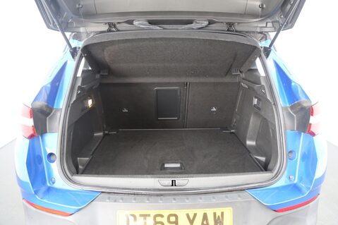 Vauxhall Grandland X SRI NAV 26
