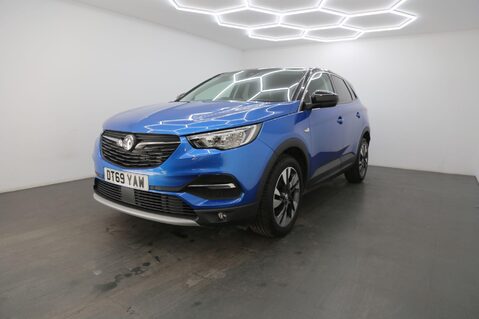 Vauxhall Grandland X SRI NAV 3