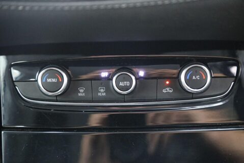 Vauxhall Grandland X SRI NAV 18