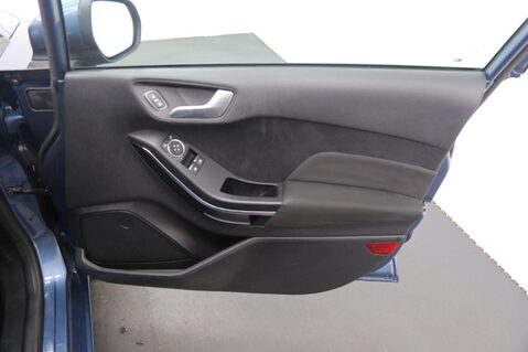 Ford Fiesta ZETEC 19