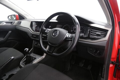 Volkswagen Polo MATCH TSI 21