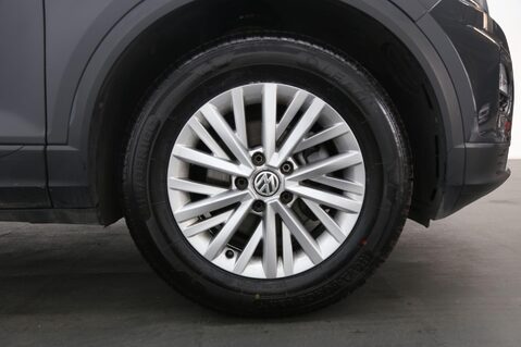 Volkswagen T-Roc S TSI 24