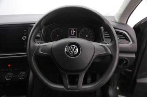 Volkswagen T-Roc S TSI 10