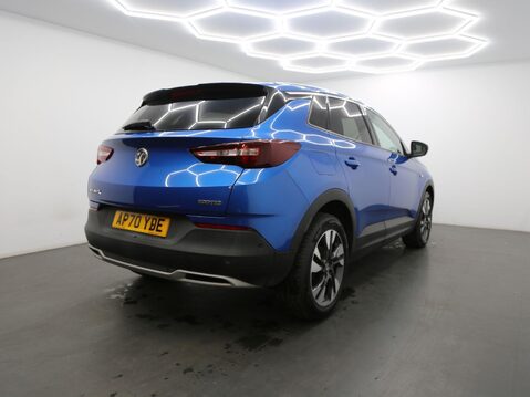Vauxhall Grandland X SE PREMIUM 5