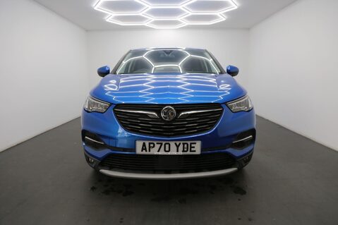 Vauxhall Grandland X SE PREMIUM 2