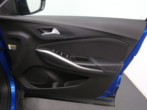 Vauxhall Grandland X SE PREMIUM 19