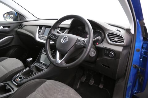 Vauxhall Grandland X SE PREMIUM 21