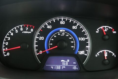 Hyundai i10 PREMIUM SE 14
