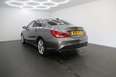 Mercedes-Benz CLA Class CLA 200 D SPORT 7