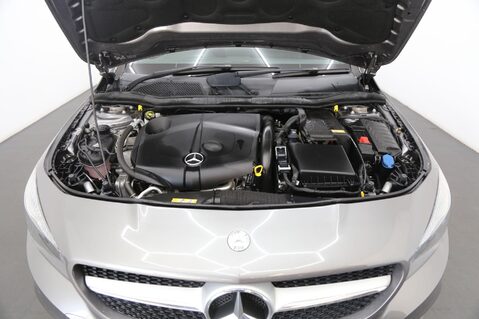 Mercedes-Benz CLA Class CLA 200 D SPORT 28
