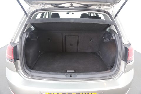 Volkswagen Golf E-GOLF 25