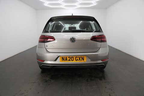 Volkswagen Golf E-GOLF 6