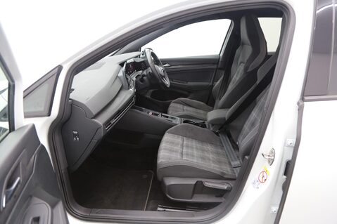 Volkswagen Golf GTD TDI DSG 23