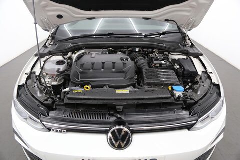Volkswagen Golf GTD TDI DSG 28