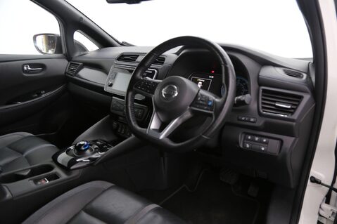 Nissan LEAF TEKNA 22