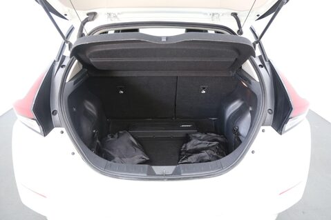 Nissan LEAF TEKNA 26