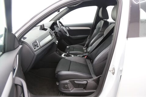 Audi Q3 TDI QUATTRO S LINE 24