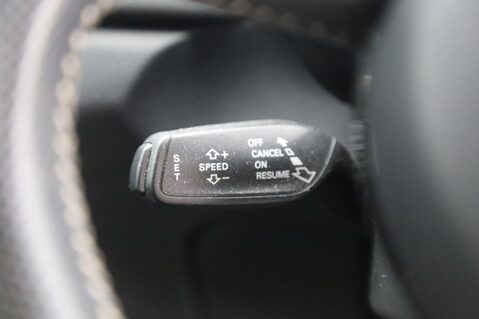 Audi Q3 TDI QUATTRO S LINE 12