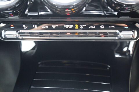 Mercedes-Benz A Class A 200 AMG LINE EXECUTIVE 18
