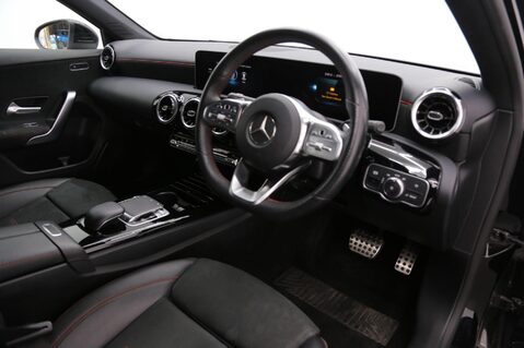 Mercedes-Benz A Class A 200 AMG LINE EXECUTIVE 22