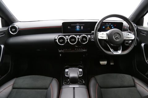 Mercedes-Benz A Class A 200 AMG LINE EXECUTIVE 9
