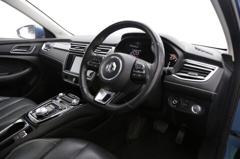 MG MG5 61.1kWh Exclusive Long Range Auto 5dr 20