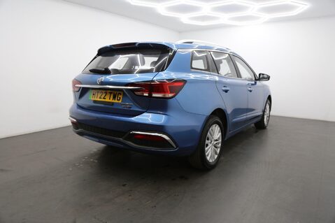 MG MG5 61.1kWh Exclusive Long Range Auto 5dr 5