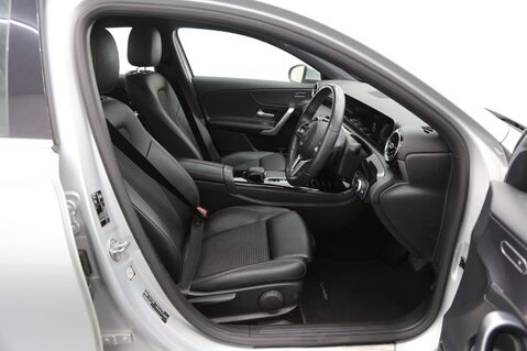 Mercedes-Benz A Class 1.5 A180d Sport (Executive) 7G-DCT Euro 6 (s/s) 5dr 21
