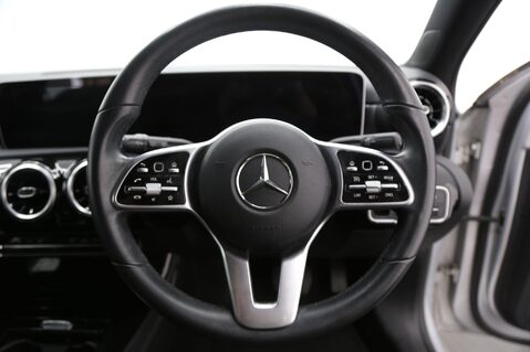 Mercedes-Benz A Class 1.5 A180d Sport (Executive) 7G-DCT Euro 6 (s/s) 5dr 10