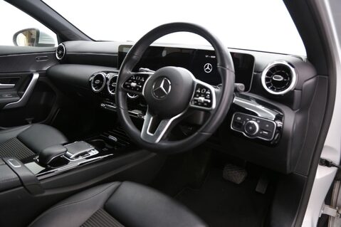Mercedes-Benz A Class 1.5 A180d Sport (Executive) 7G-DCT Euro 6 (s/s) 5dr 22