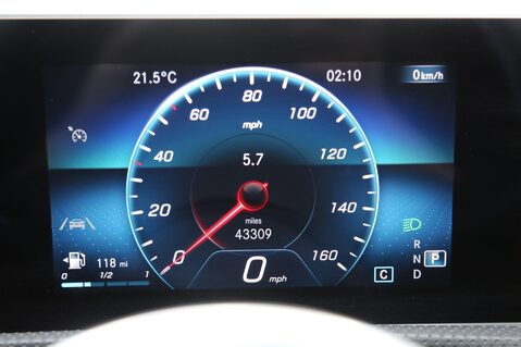 Mercedes-Benz A Class 1.5 A180d Sport (Executive) 7G-DCT Euro 6 (s/s) 5dr 14