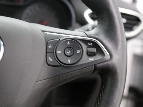 Vauxhall Crossland 1.2 Turbo Ultimate Euro 6 (s/s) 5dr 12