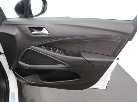 Vauxhall Crossland 1.2 Turbo Ultimate Euro 6 (s/s) 5dr 20